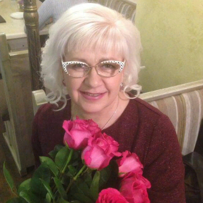 Елена Карташова