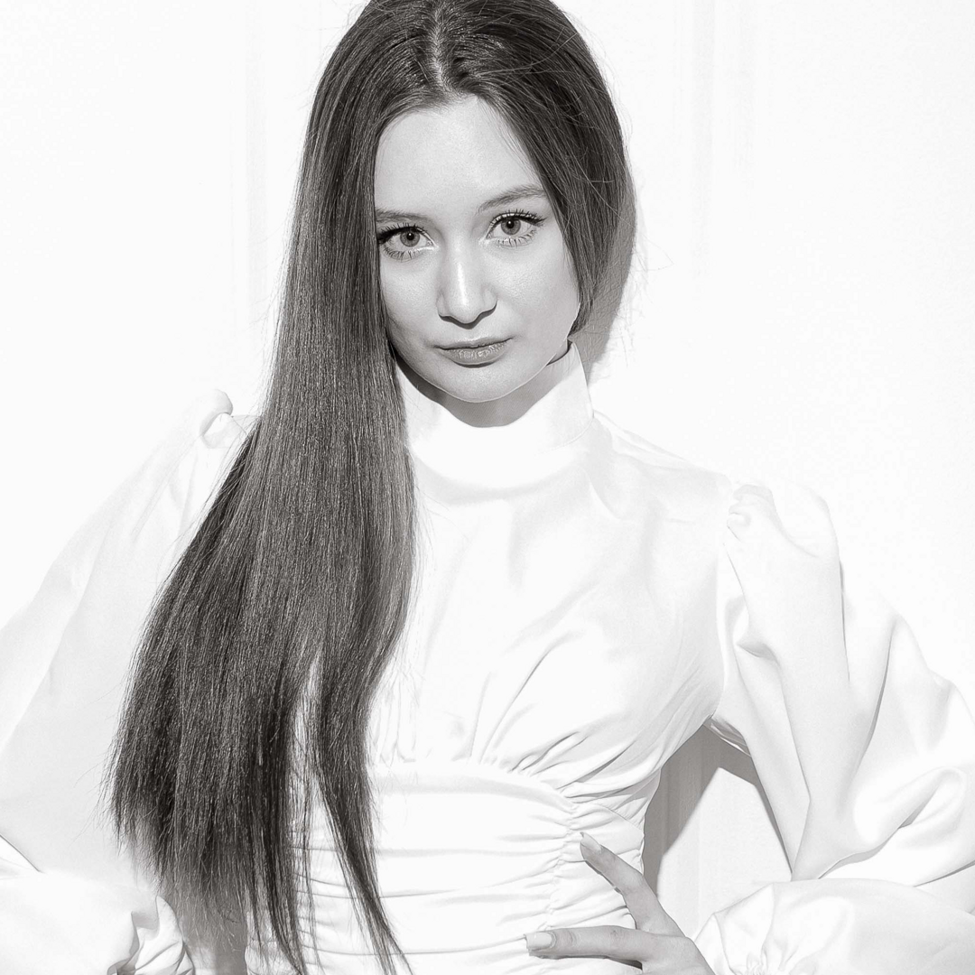 Полина Иванова