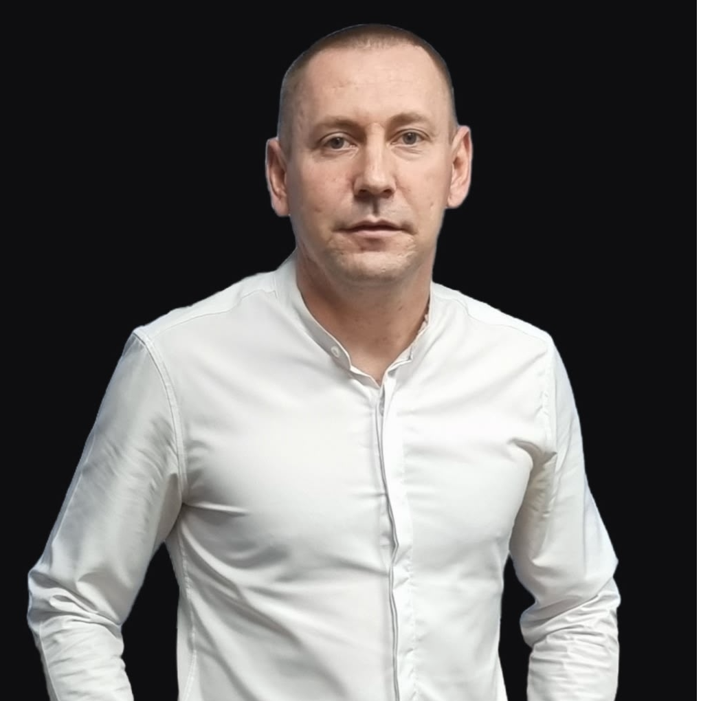 Евгений Новиков