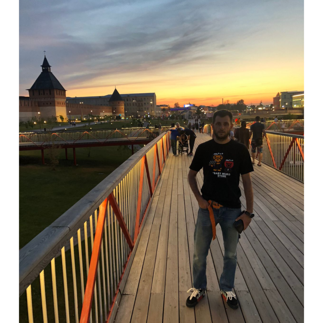 Максим Резник