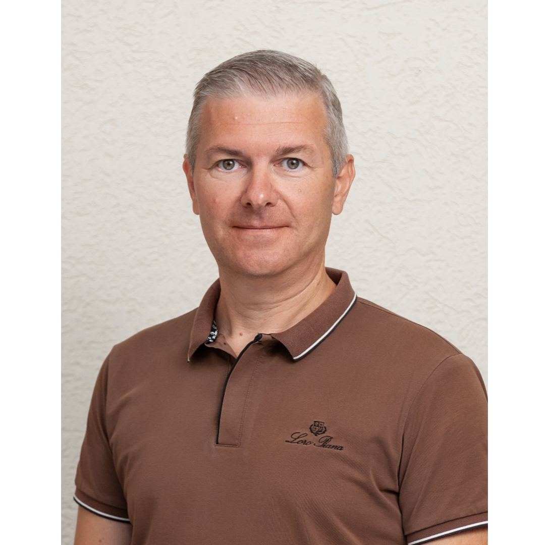 Руслан Аликсиевич