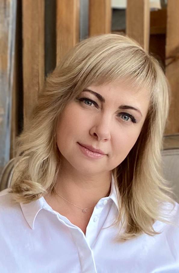 Елена Соколова