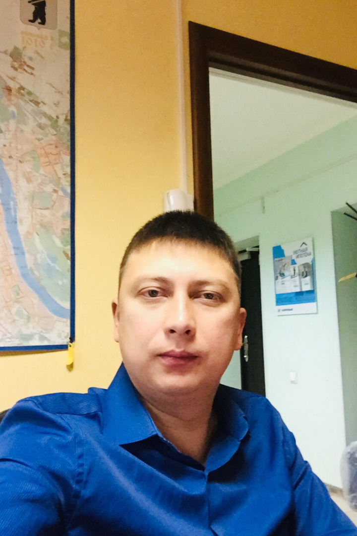 Леонид Сарычев