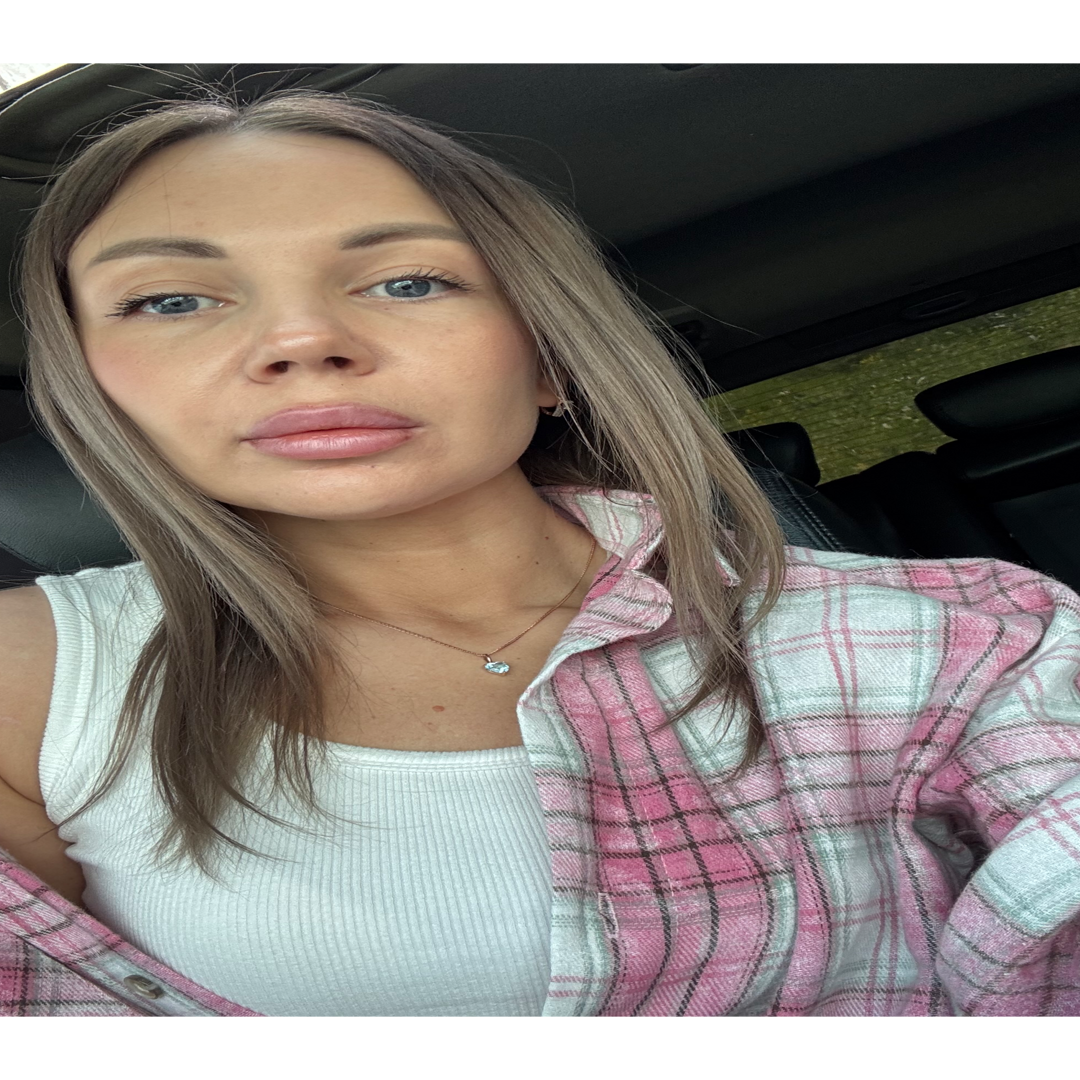 Анна Манафова