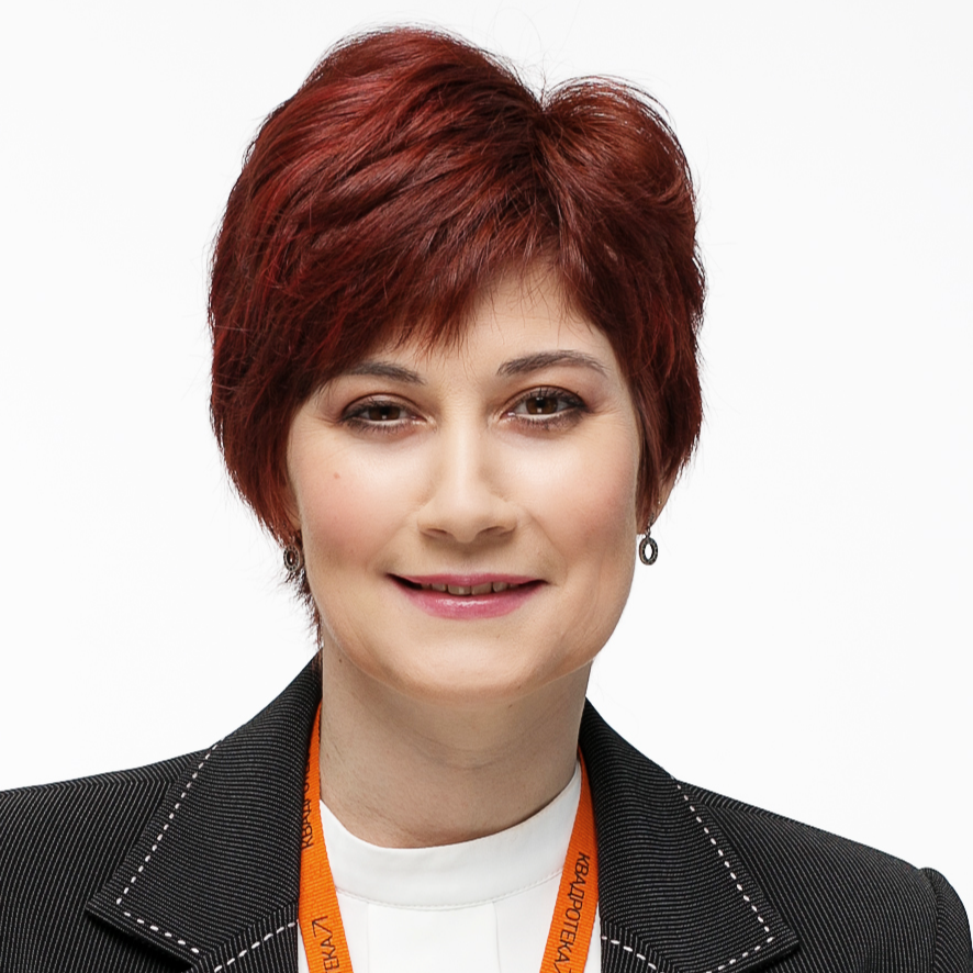 Юлия Петрова