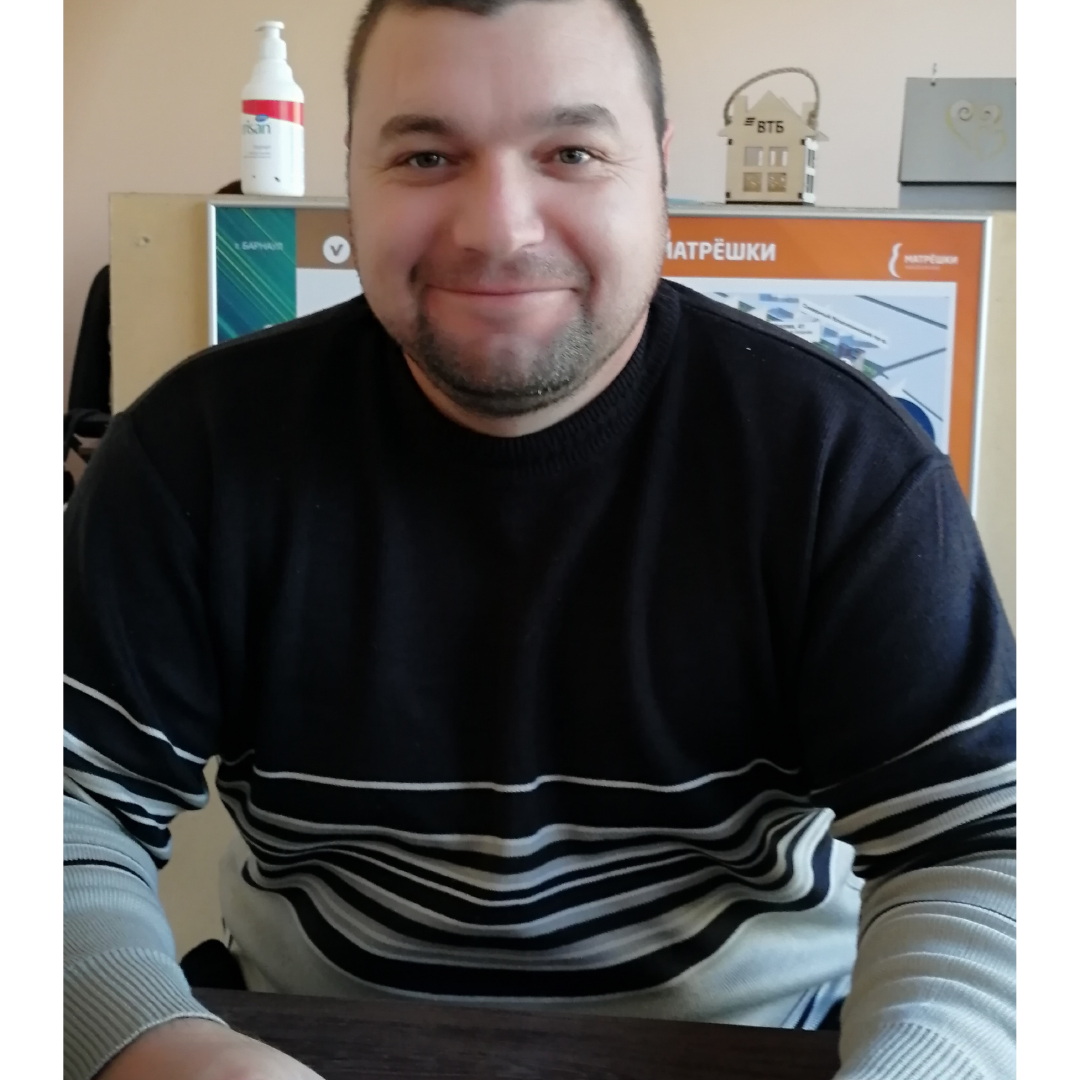 Юрий Голомолзин