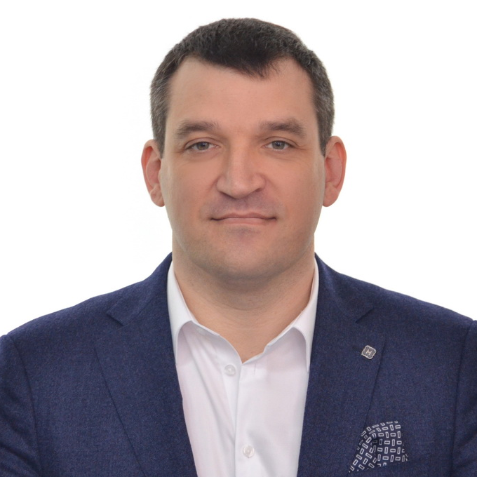 Виталий Петров