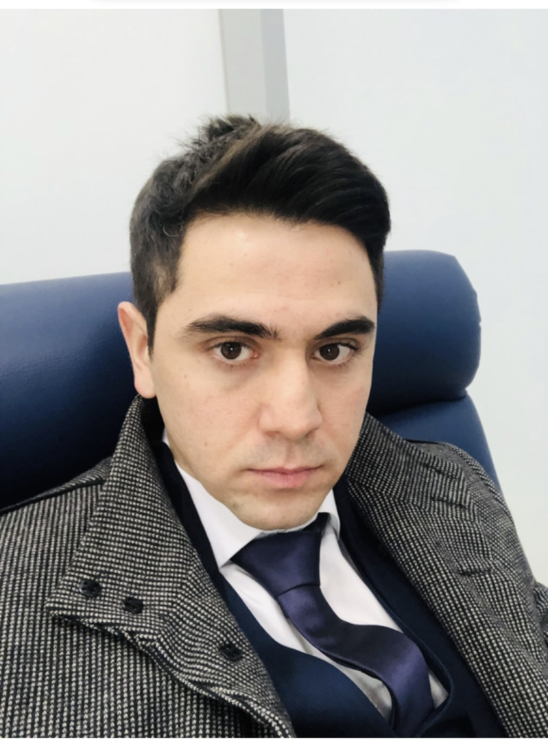 Руслан Рустамов