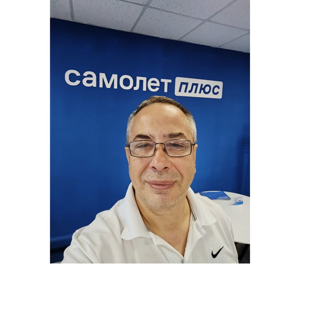 Андрей Петров