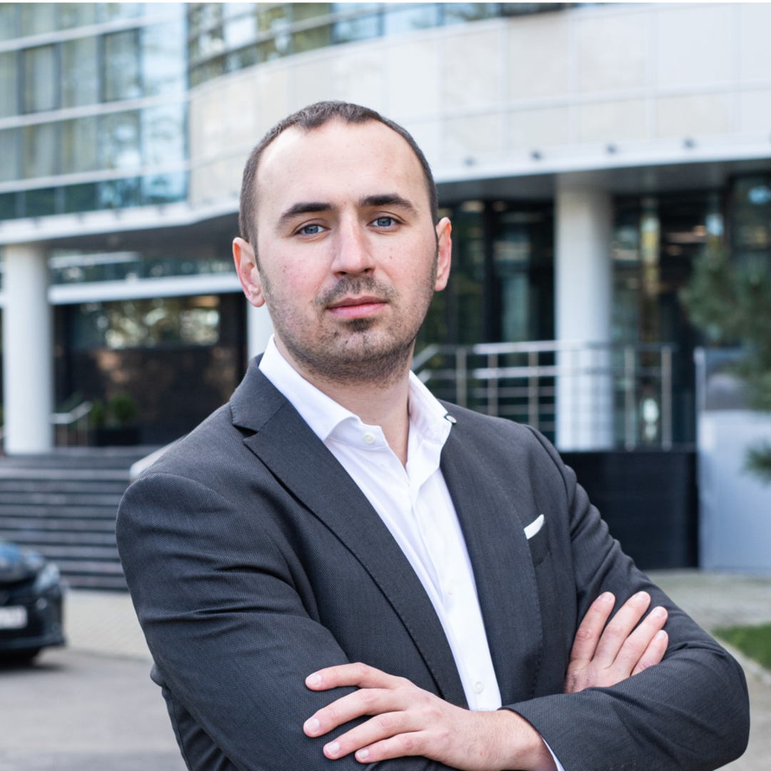 Владимир Титов
