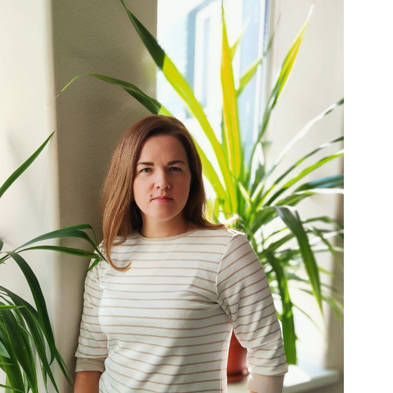 Алёна Дворникова