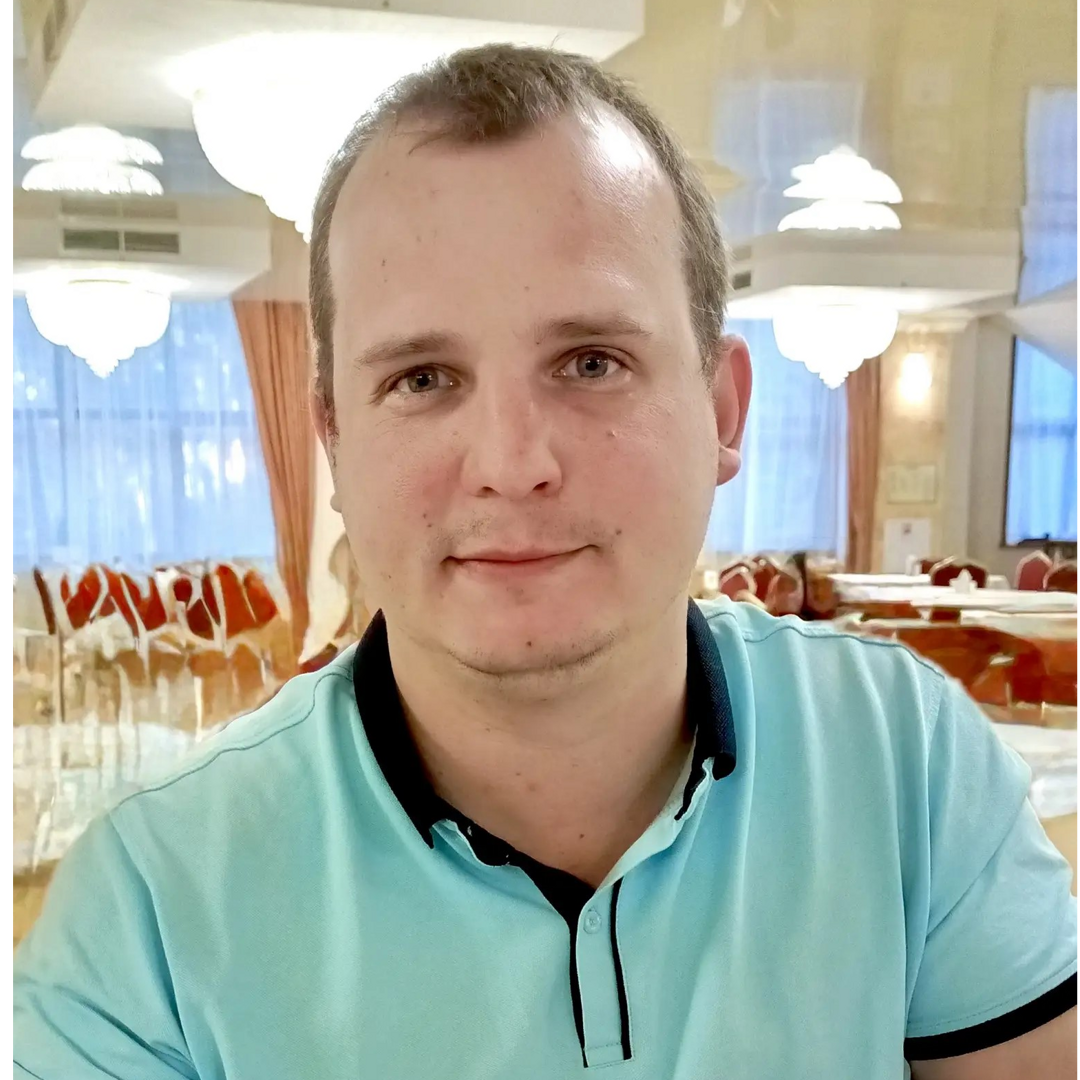 Роман Старшинов