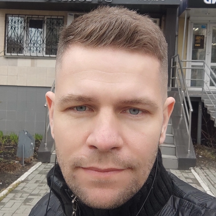 Антон Поляков