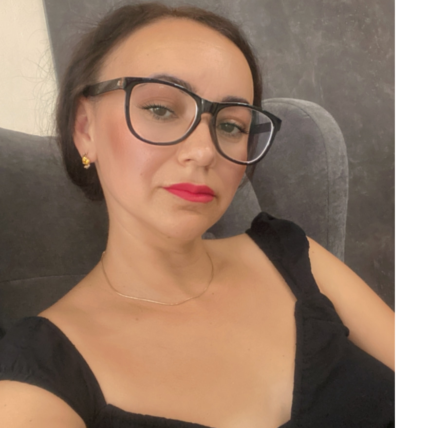 Эльвира Любенцова