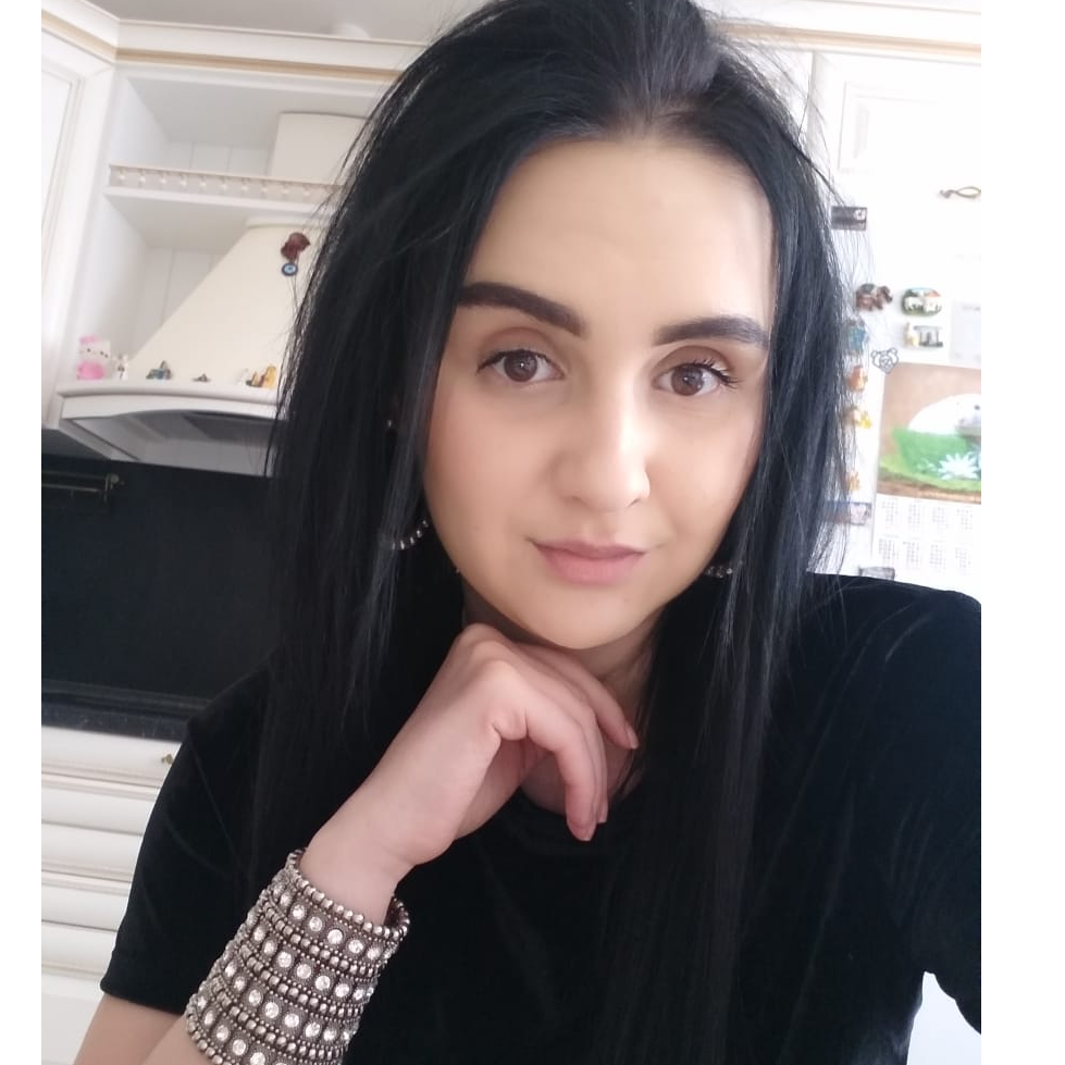 Юлия Садовская