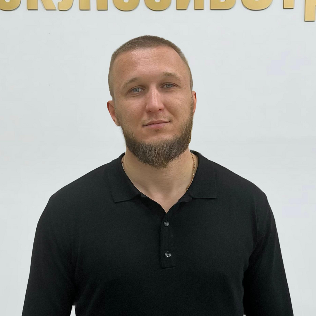 Михаил Шаповалов