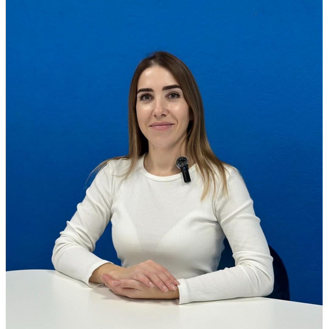 Елена Кипер