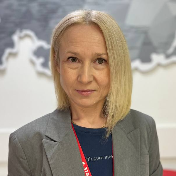 Елена Алябушева