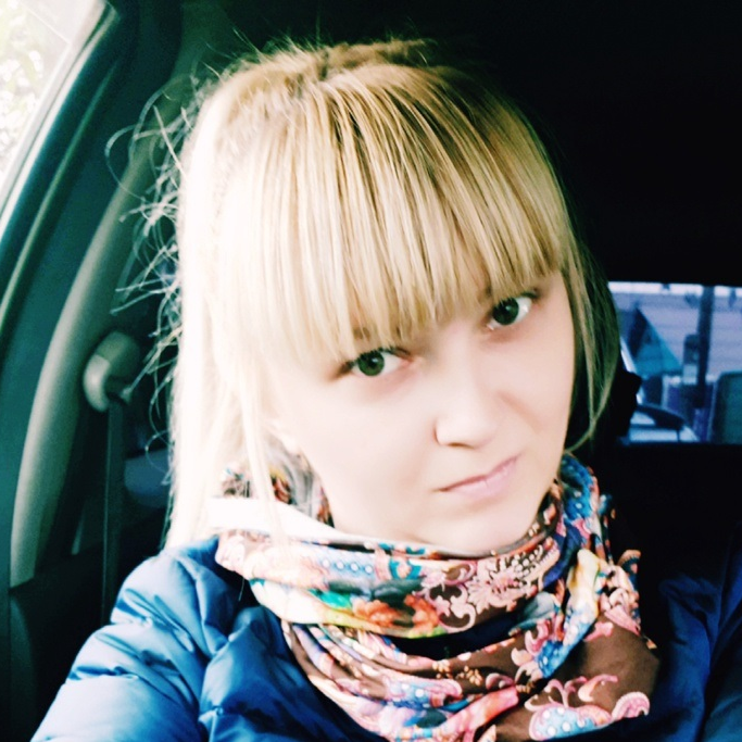 Елена Леонова