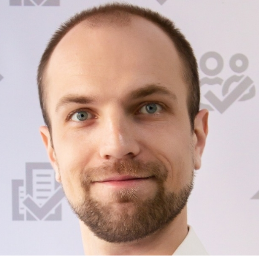 Максим Егоров