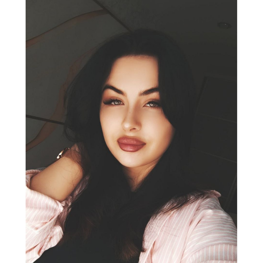 Александра Баландина
