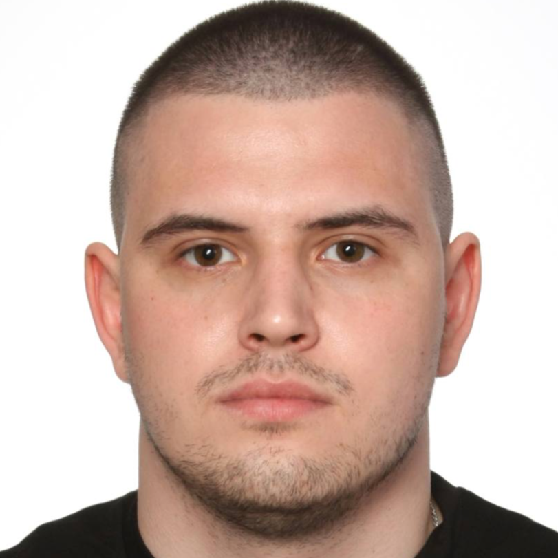 Иван Семенов