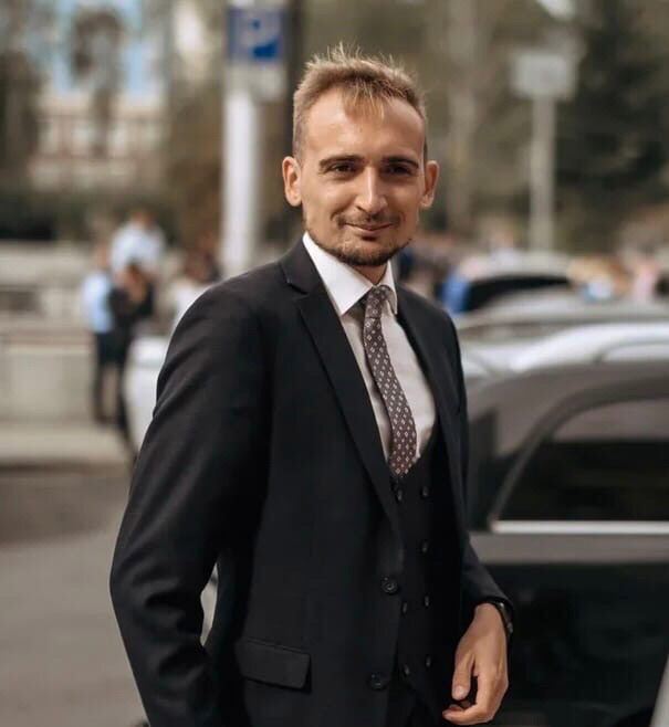 Артем Рябов