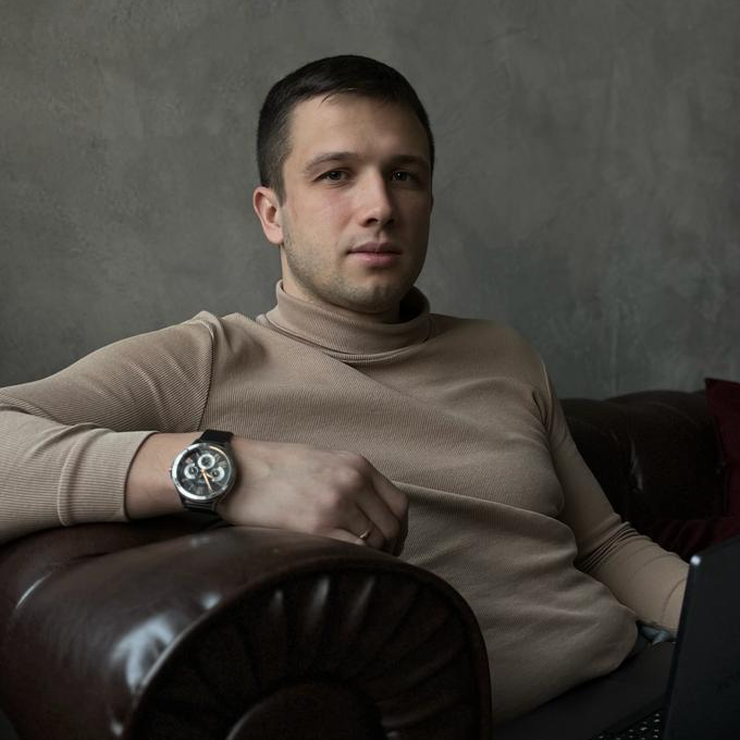 Артем Скиндирев