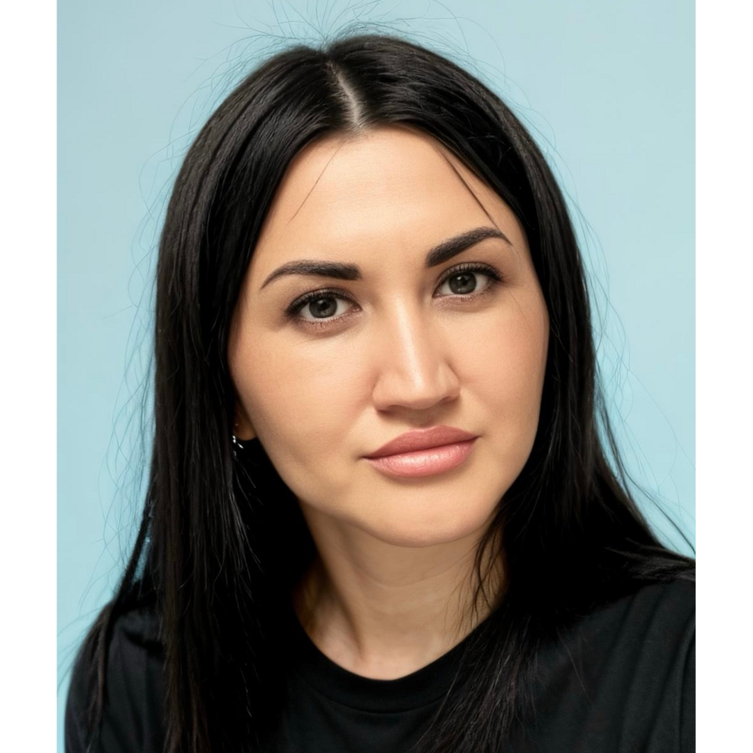 Яна Баксарина