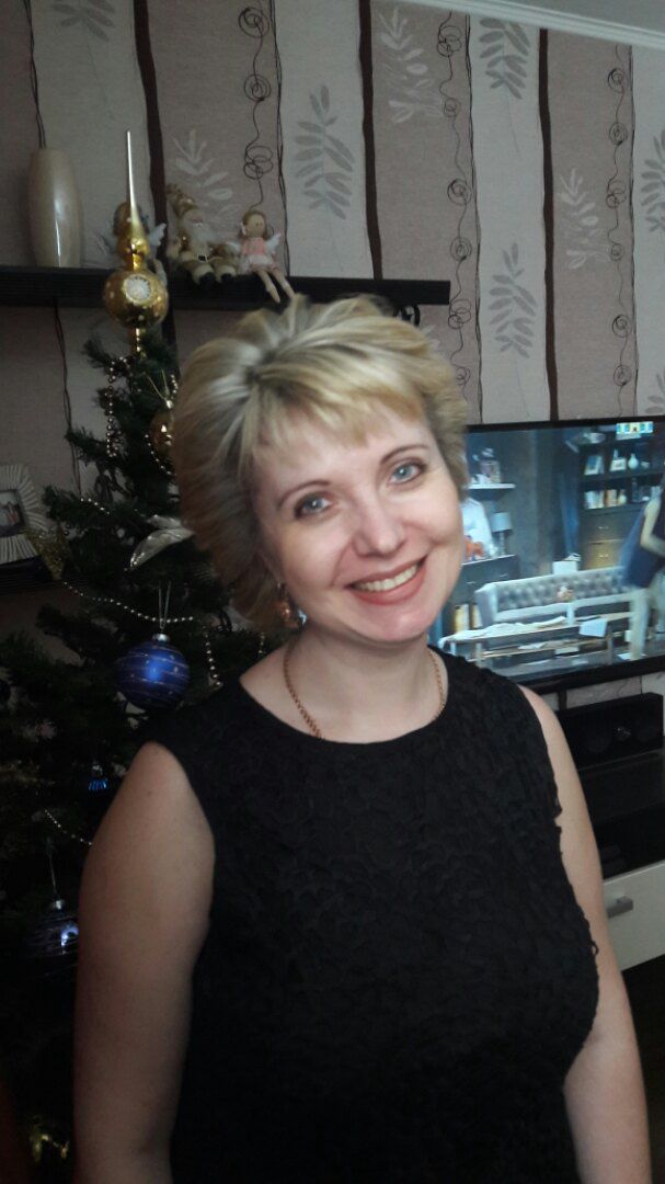 Нэлля Вольф