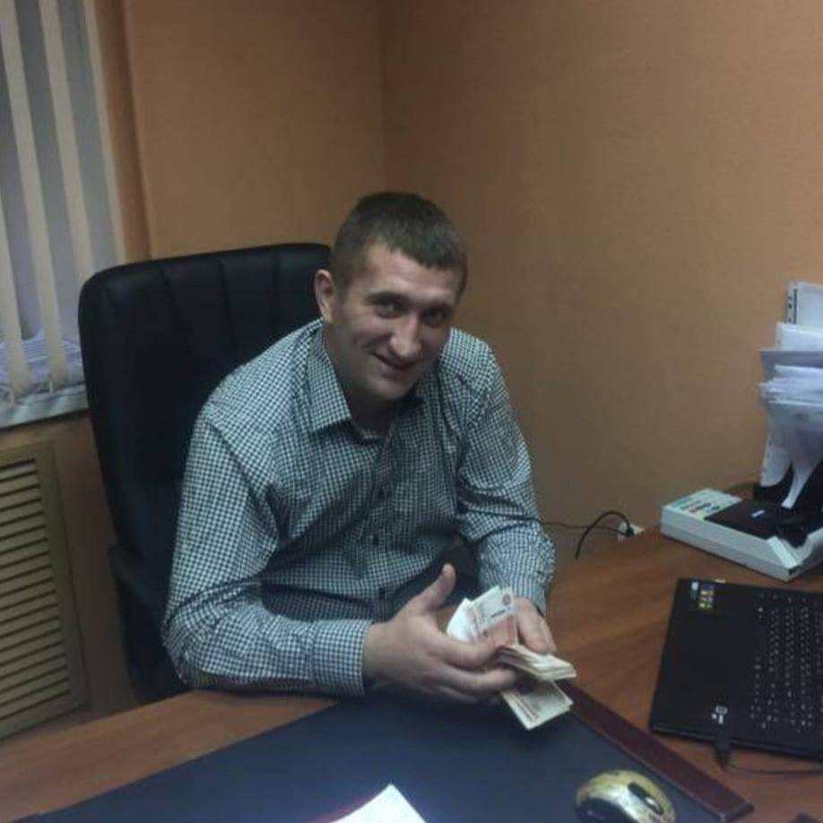 Денис Лебедев