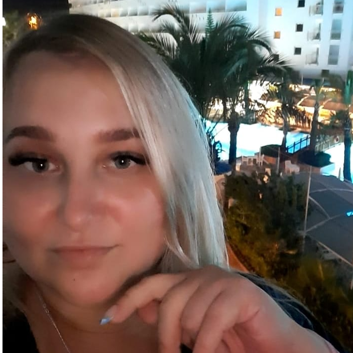 Анна Яблокова