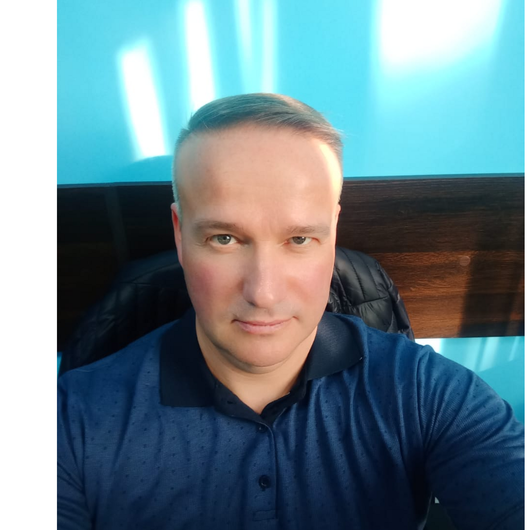 Роман Янковский