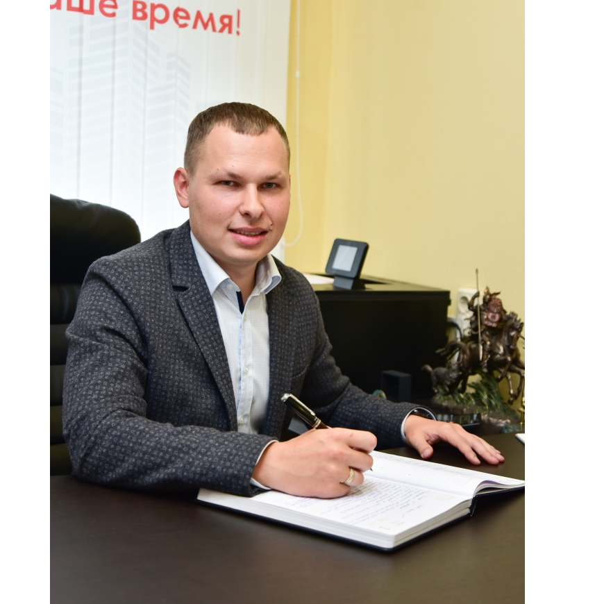 Артем Попов