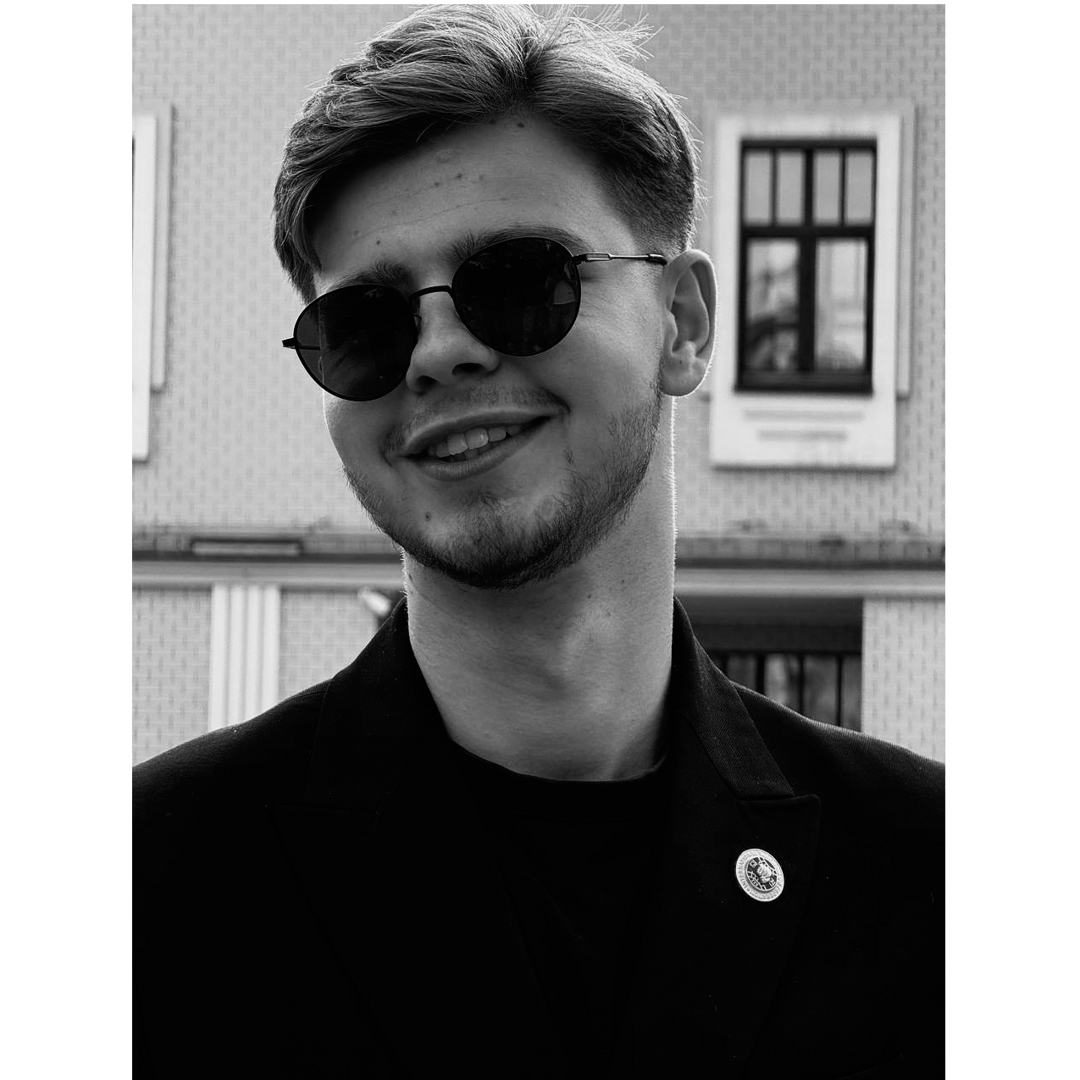 Виктор Стамат