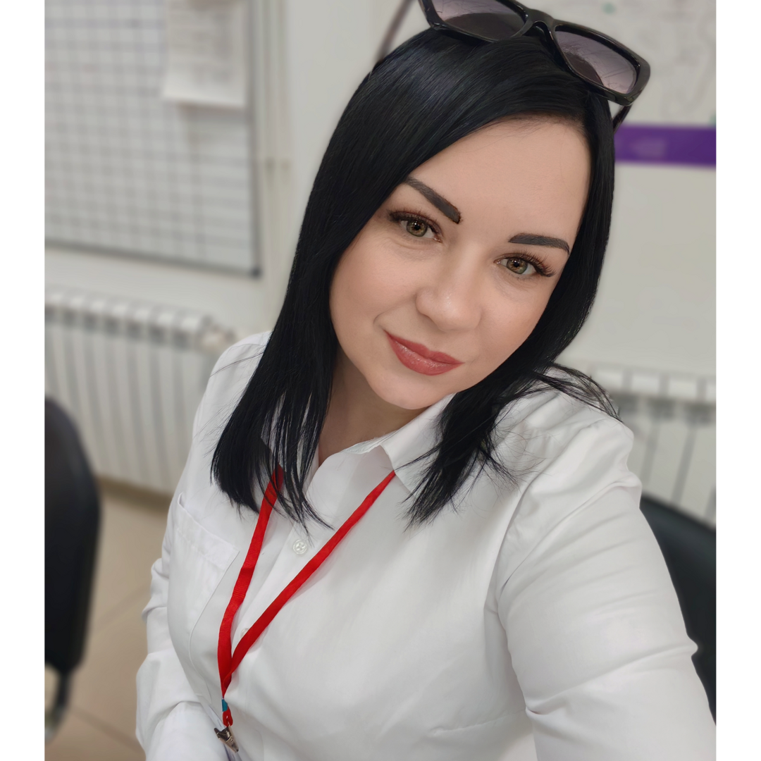 Анна Попова