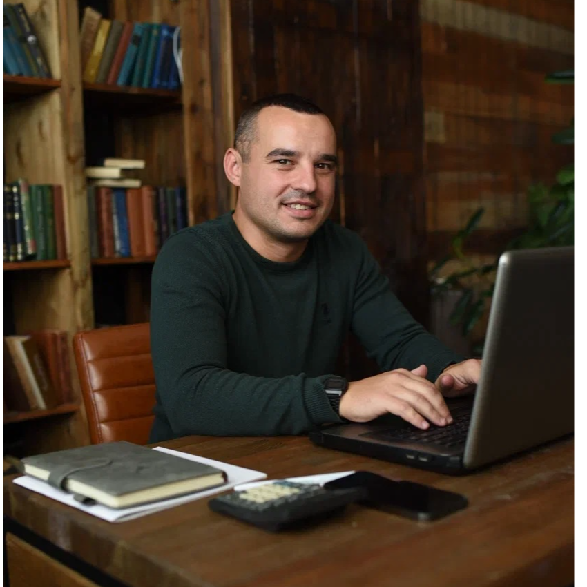 Андрей Сова