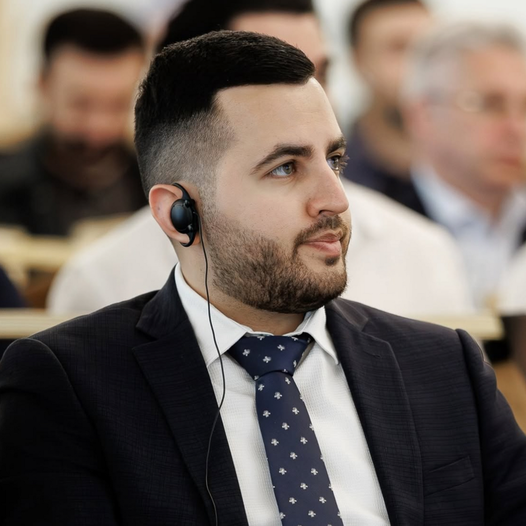 Семур Байрамов