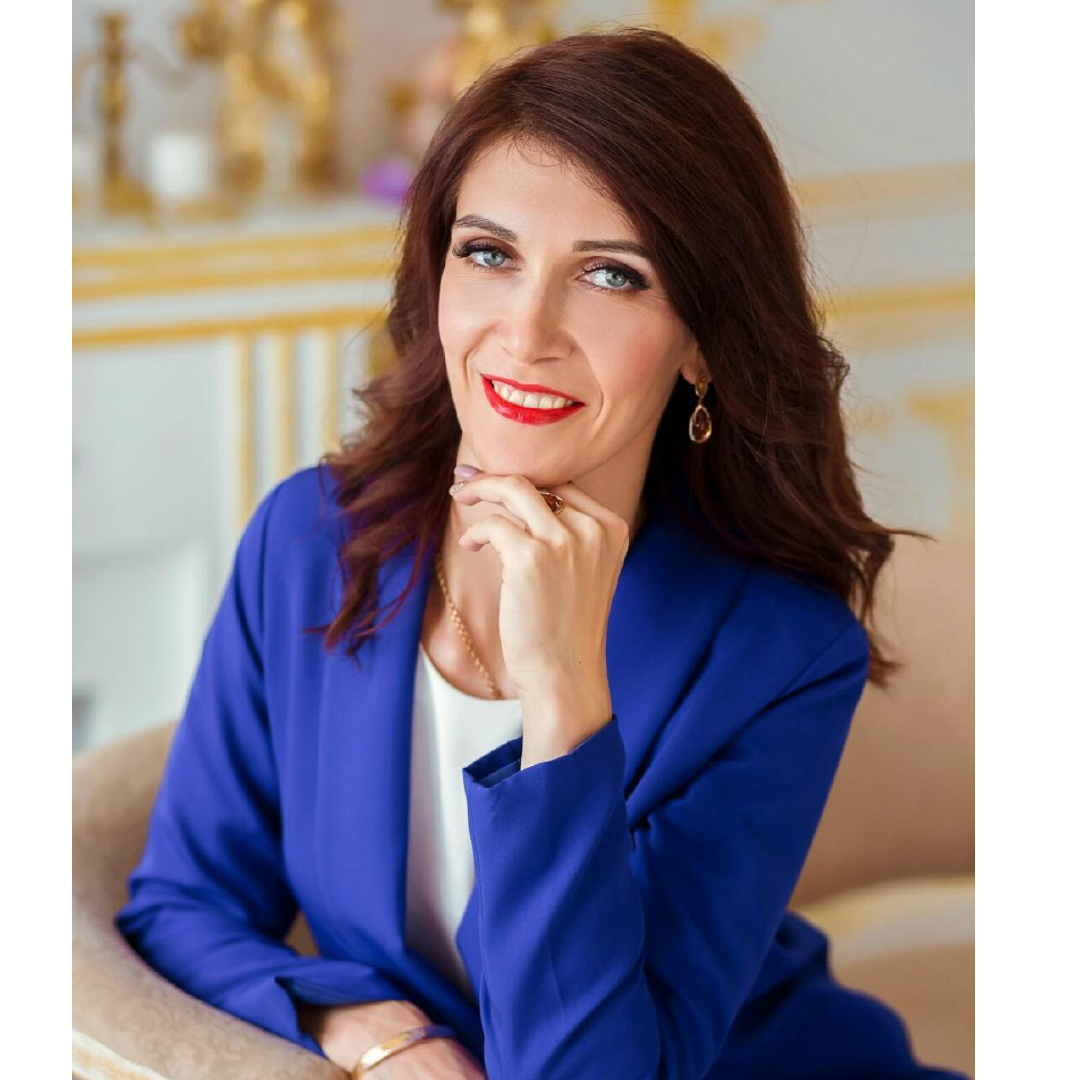 Юлия Туравинина