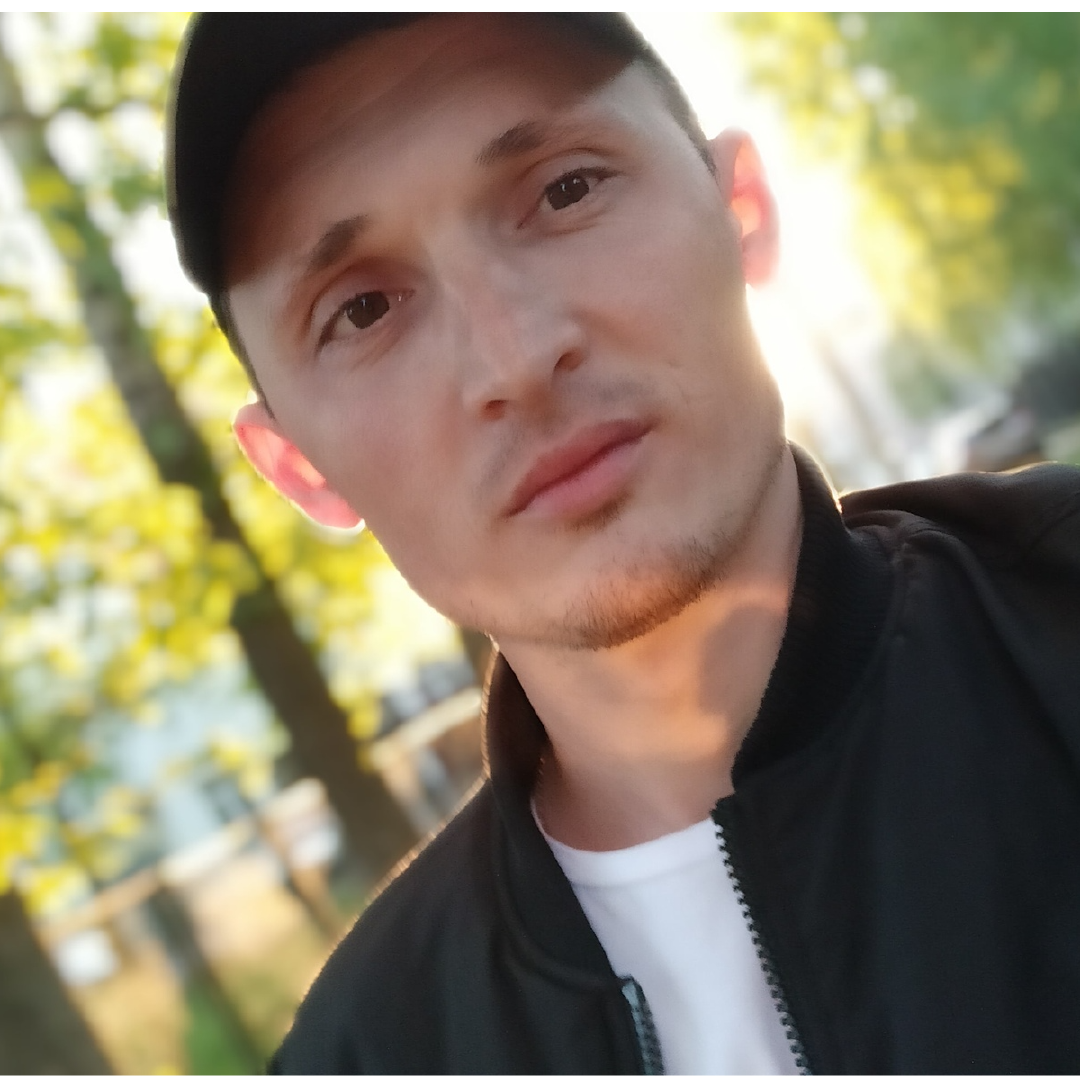 Рустам Закиров