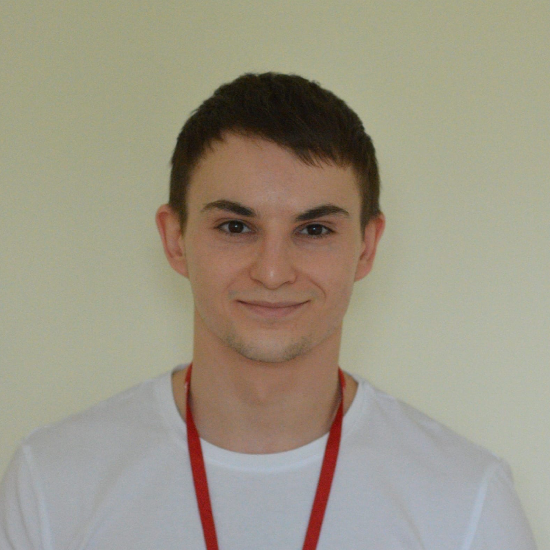 Евгений Лазарев