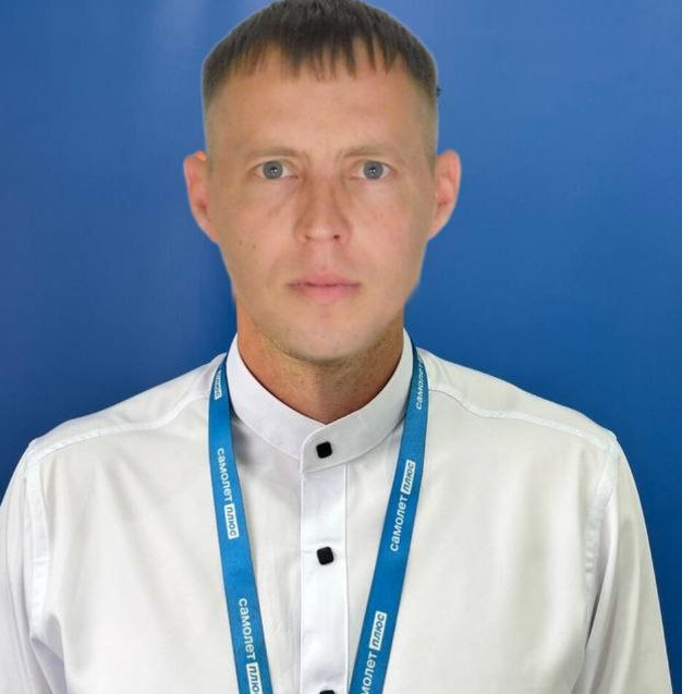 Артём Лесников