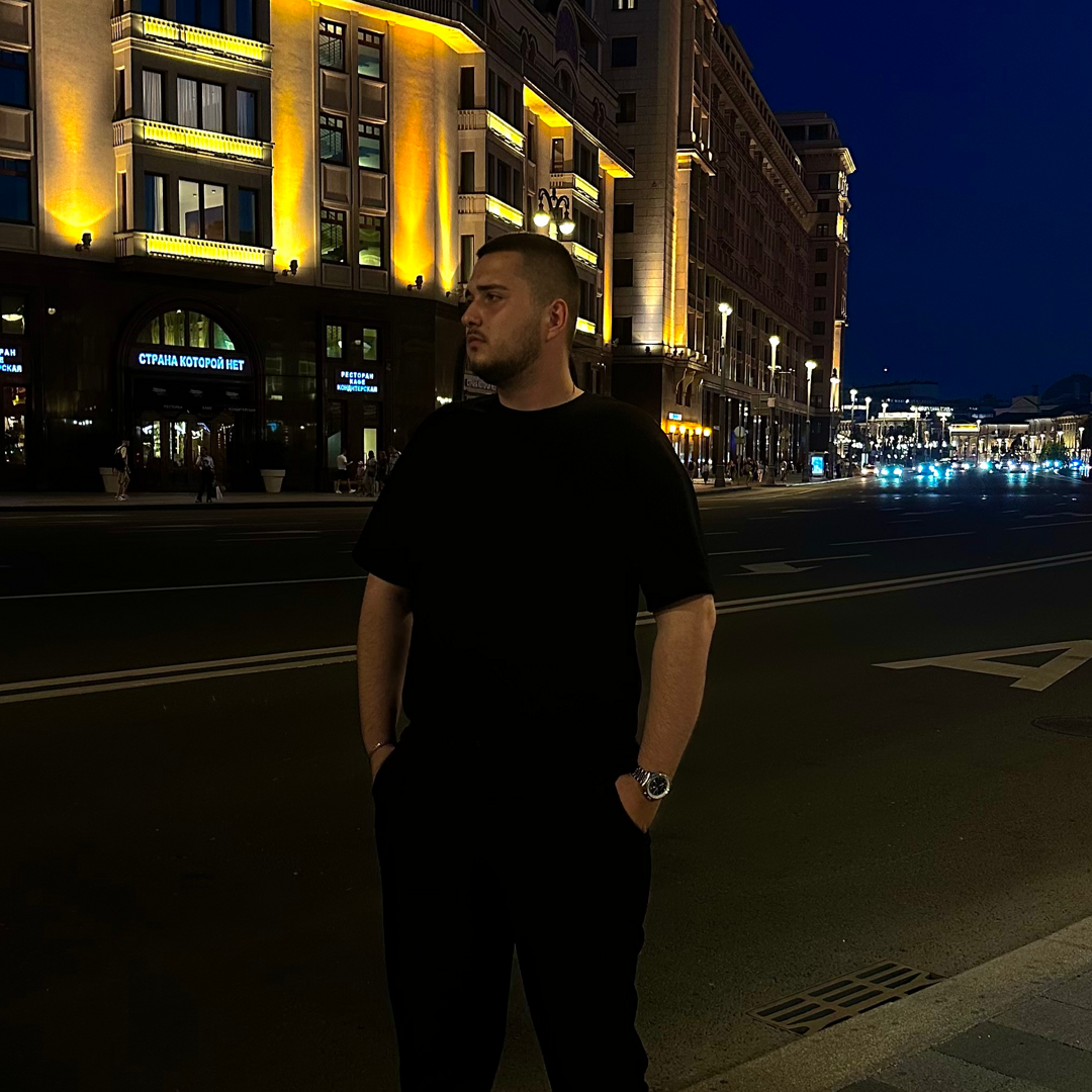 Владислав Дмитренко