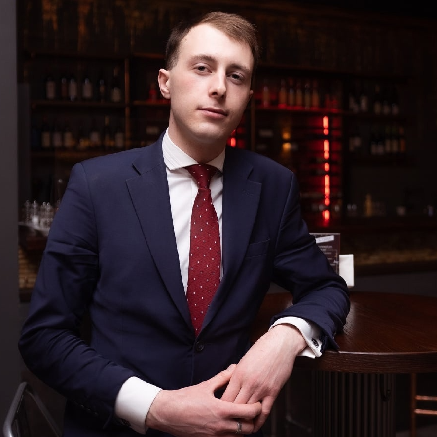 Максим Сергеев