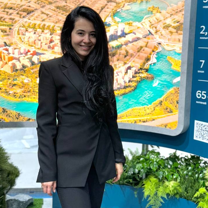 Вика Парсамян