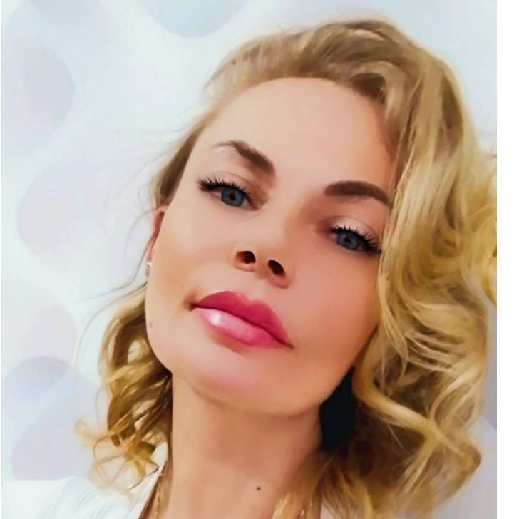 Елена Бревнова