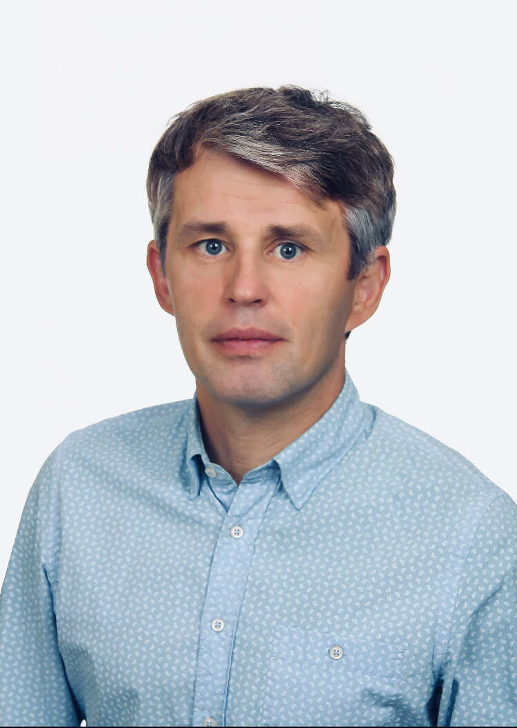 Игорь Русинов