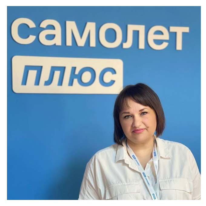 Анна Макаренко