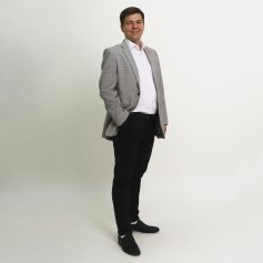 Артем Ивкин