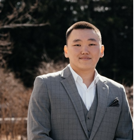 Александр Бадмаев